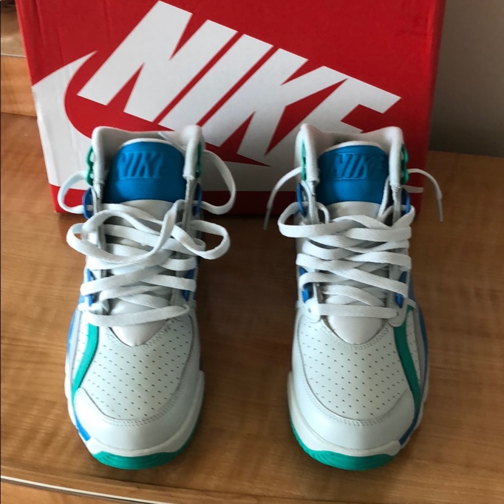 SOLD!!!Men’s Nike Air Trainer Bo Jackson’s